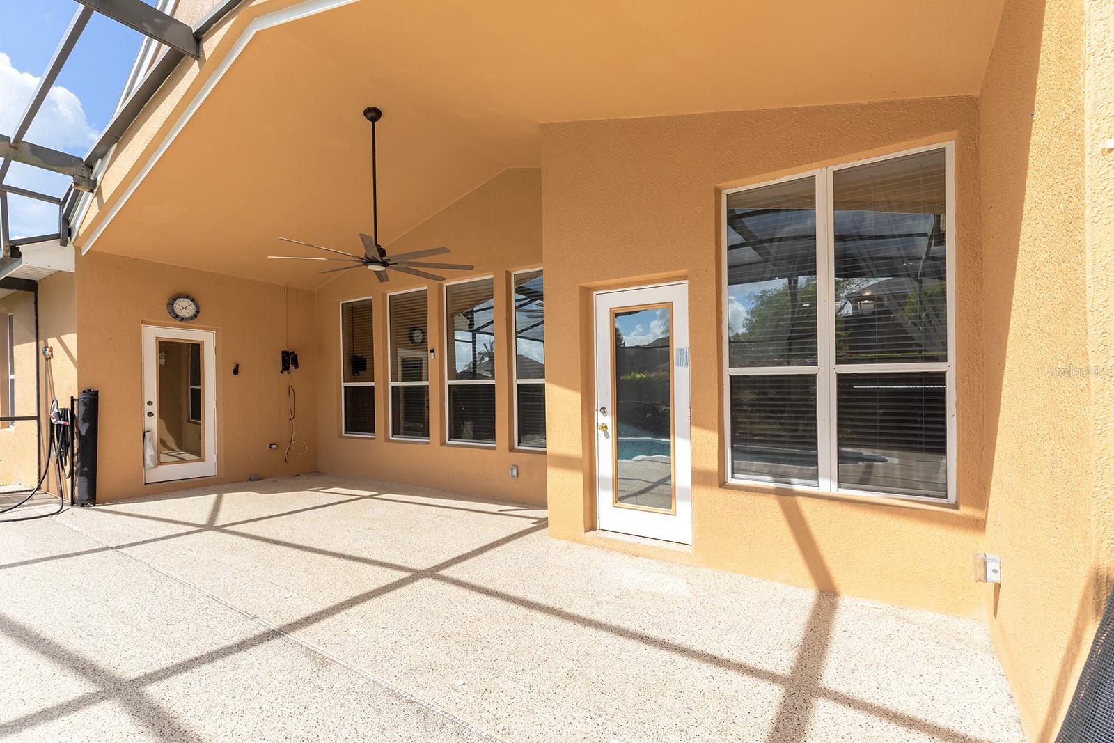 13409 VIA ROMA CIR