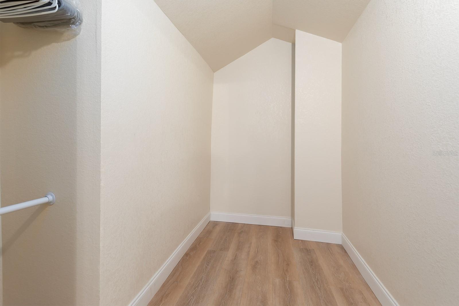 13409 VIA ROMA CIR