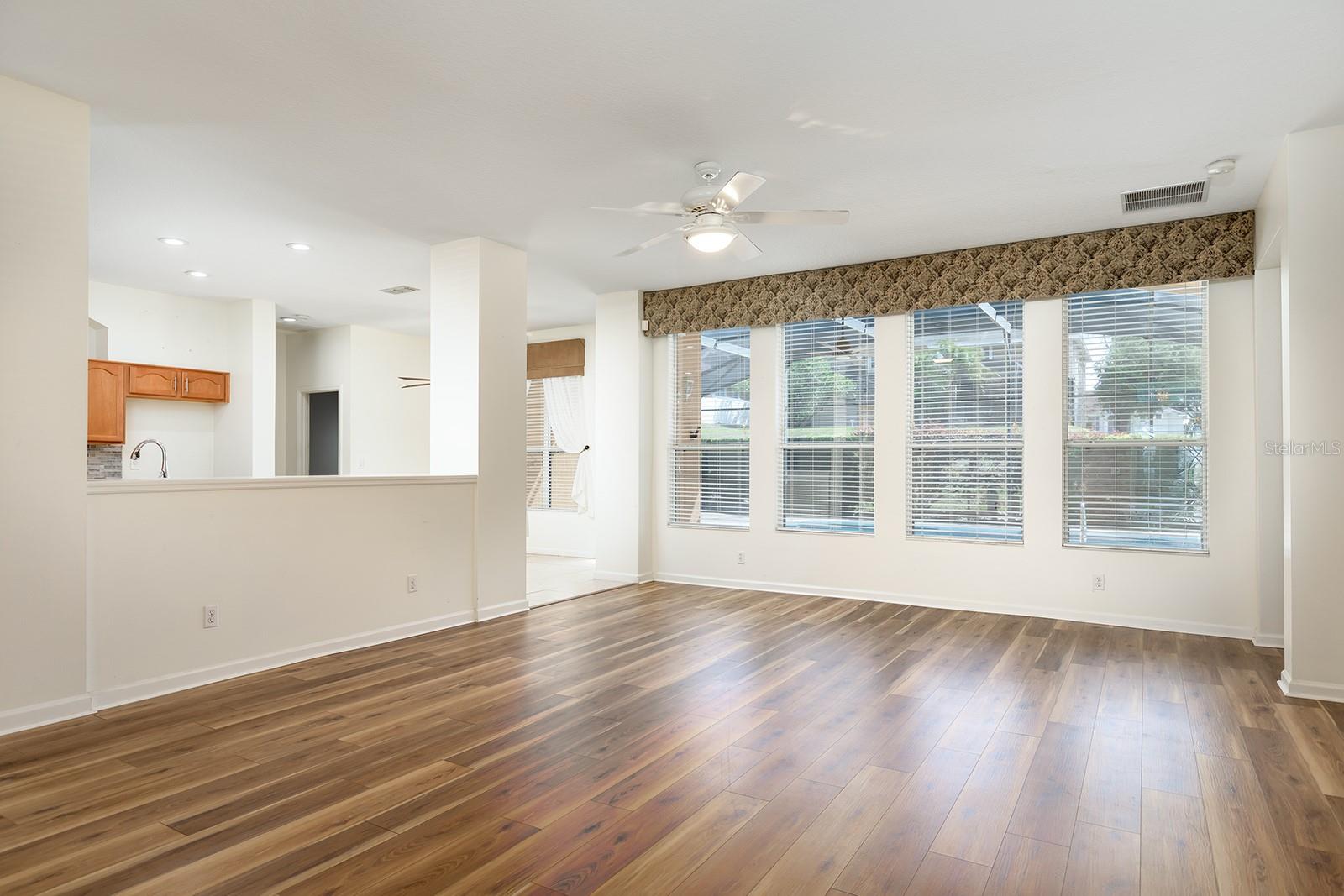13409 VIA ROMA CIR