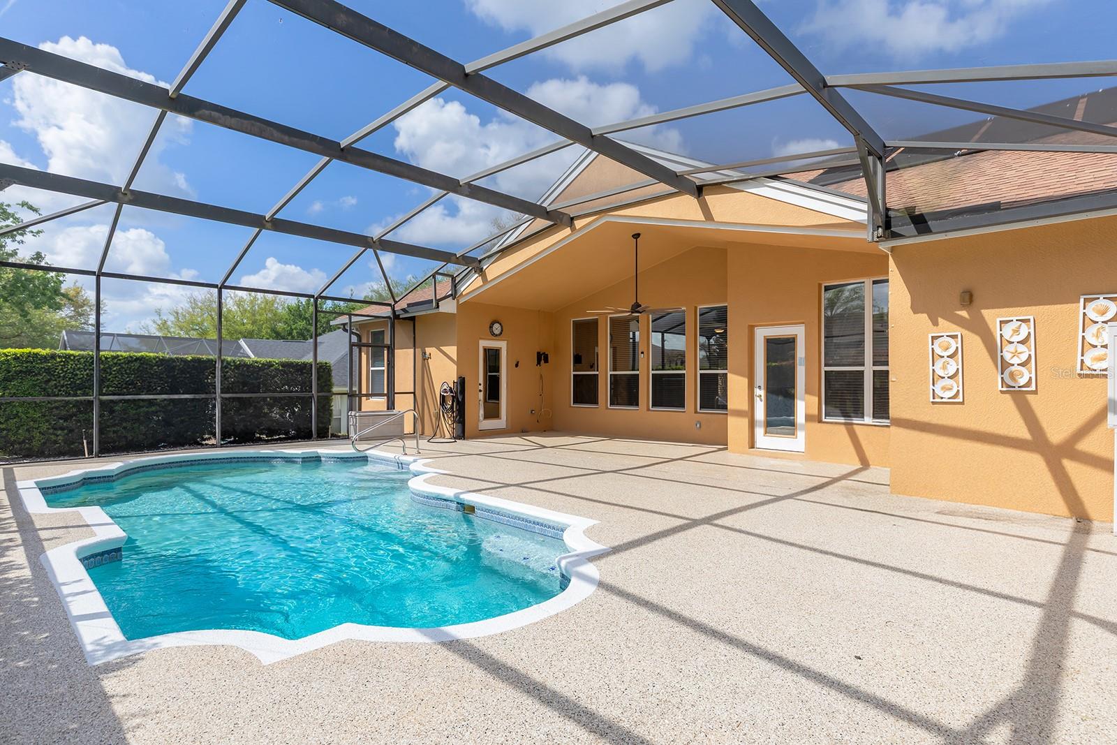 13409 VIA ROMA CIR