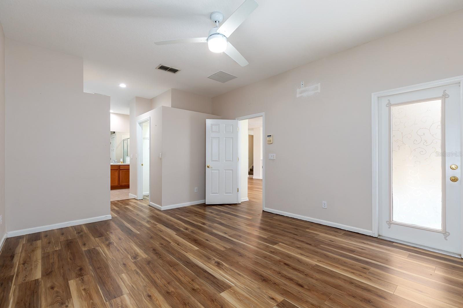 13409 VIA ROMA CIR
