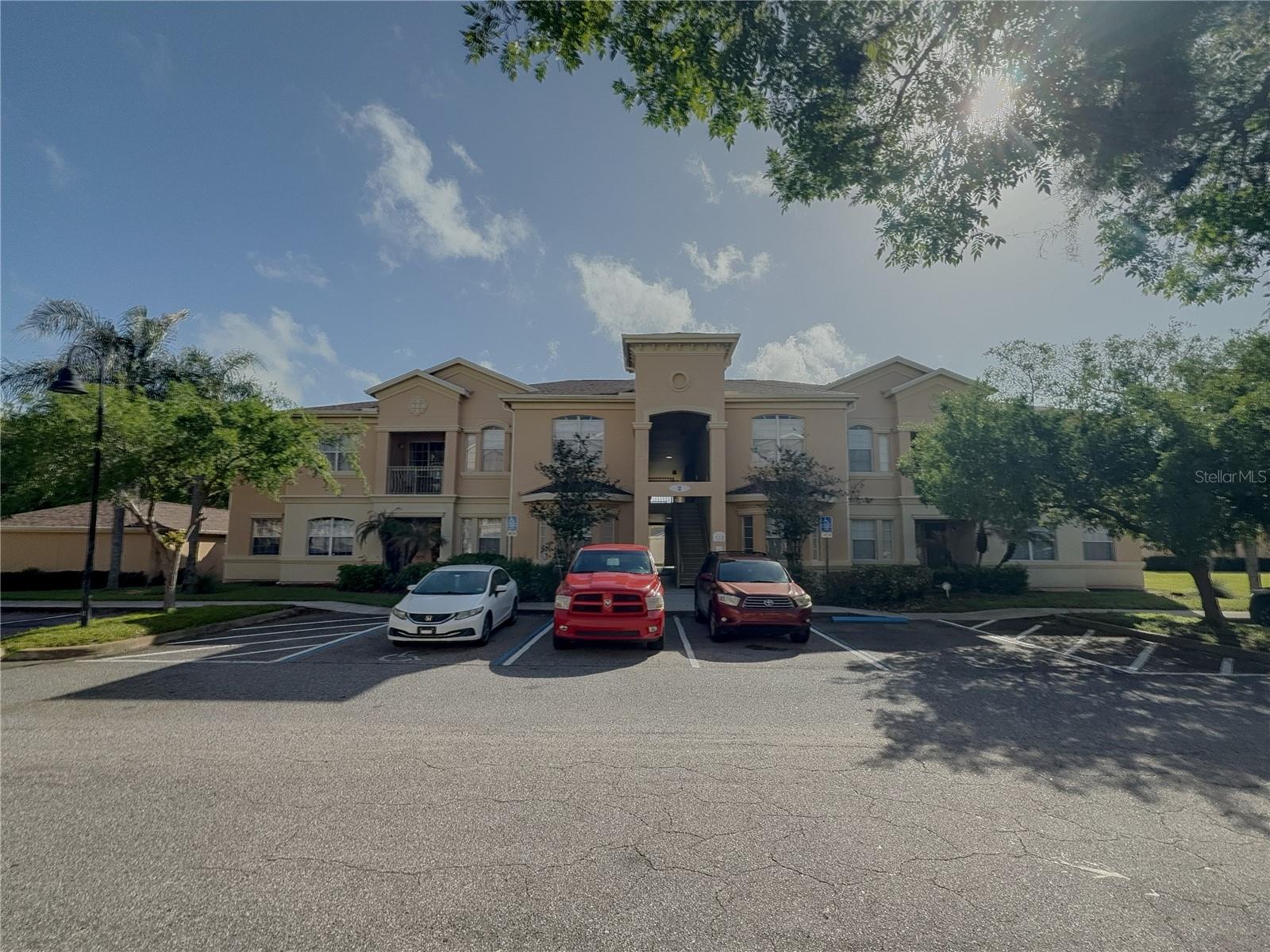 204 TERRACE RIDGE CIR #204