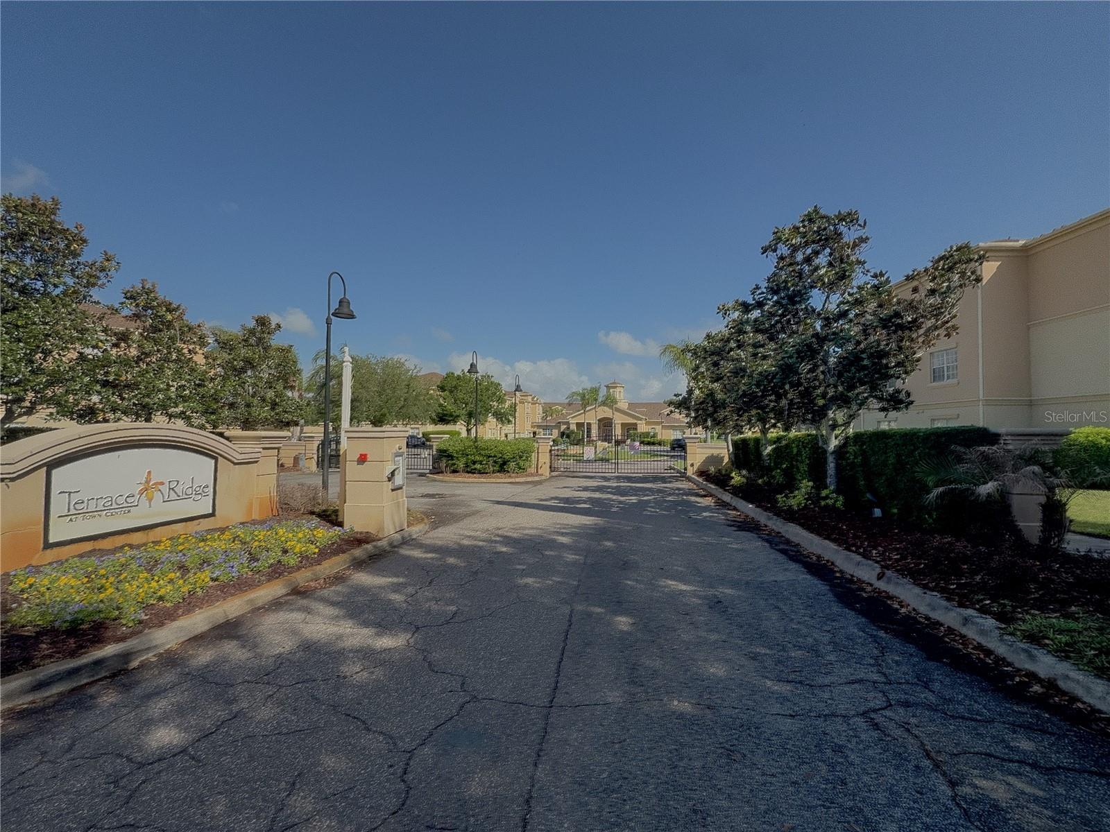 204 TERRACE RIDGE CIR #204