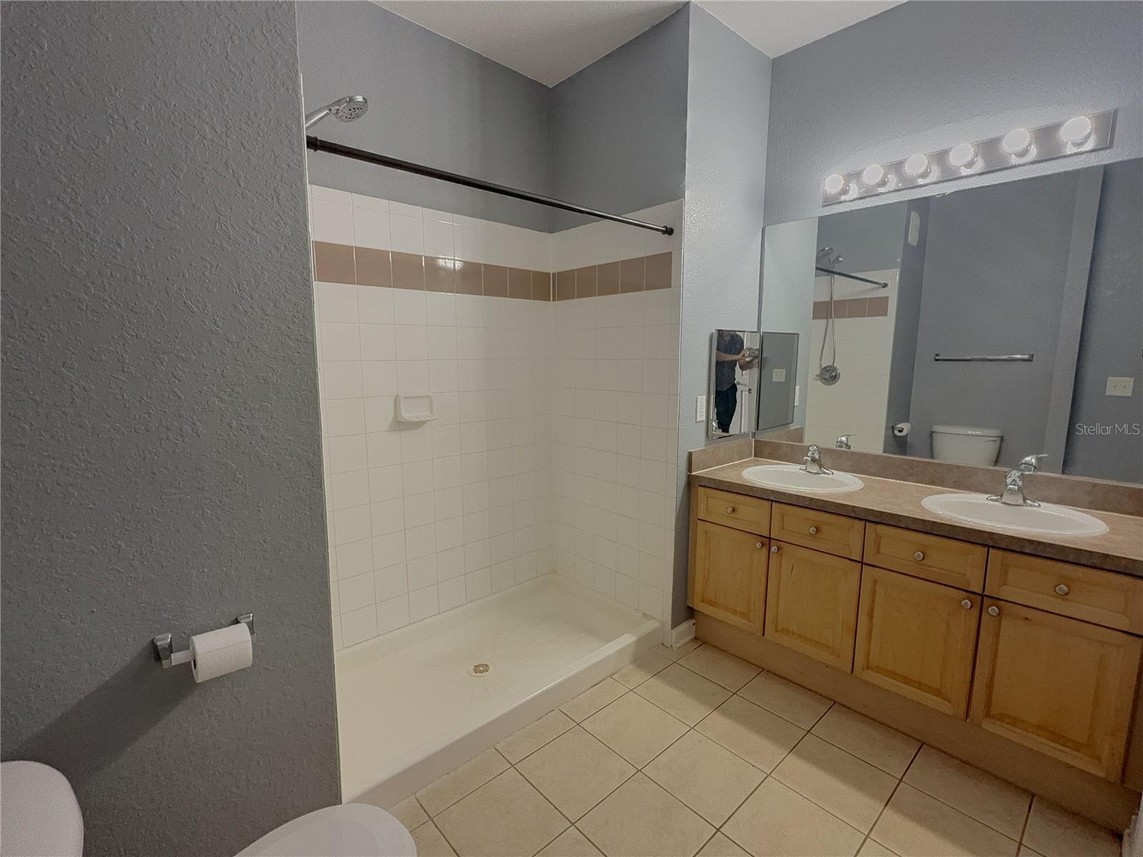 204 TERRACE RIDGE CIR #204