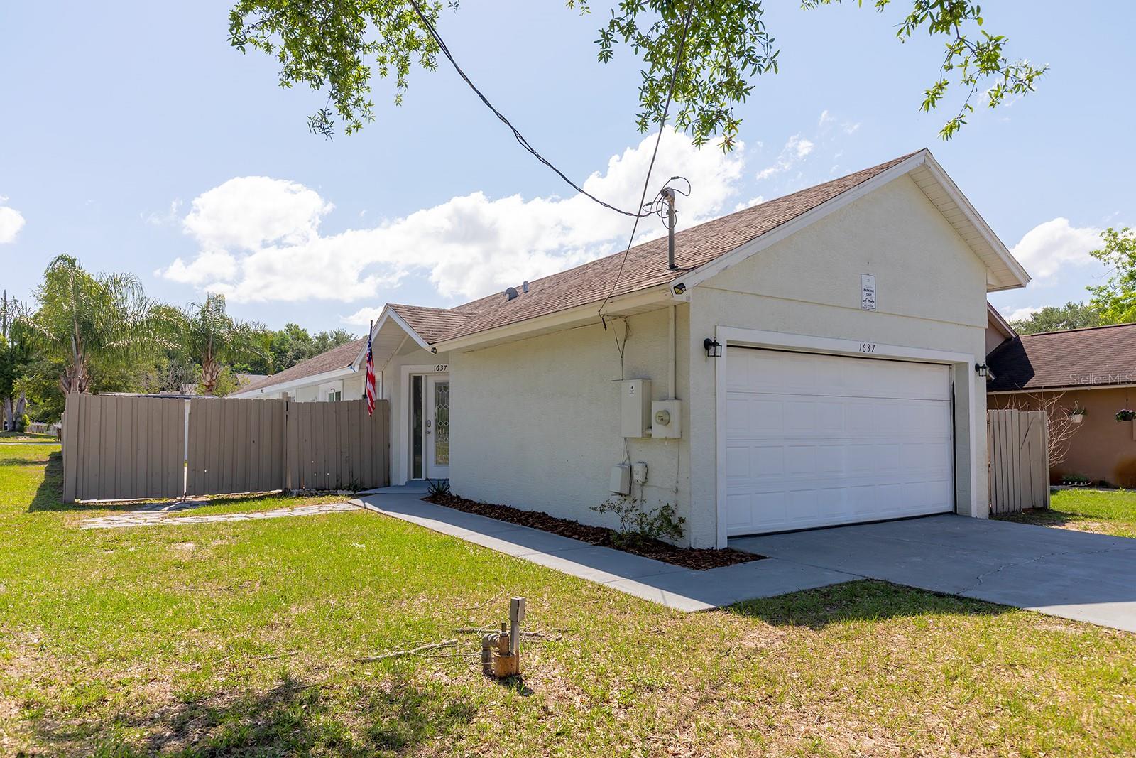 1637 N LAKEWOOD AVE