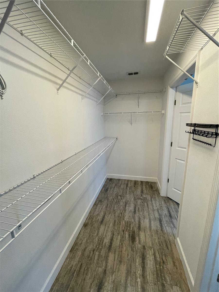 2266 JESSICA LN