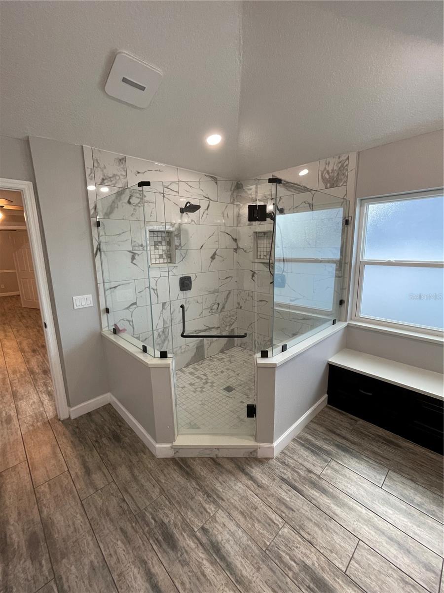 2266 JESSICA LN