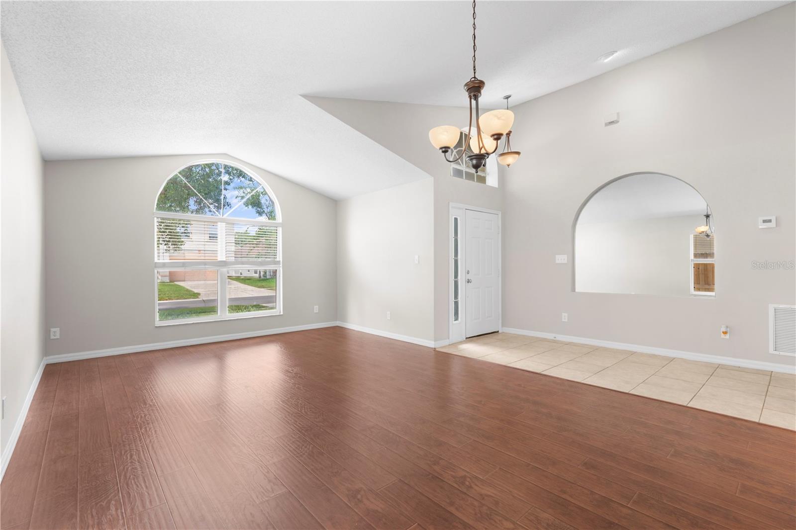 2134 KORAT LN