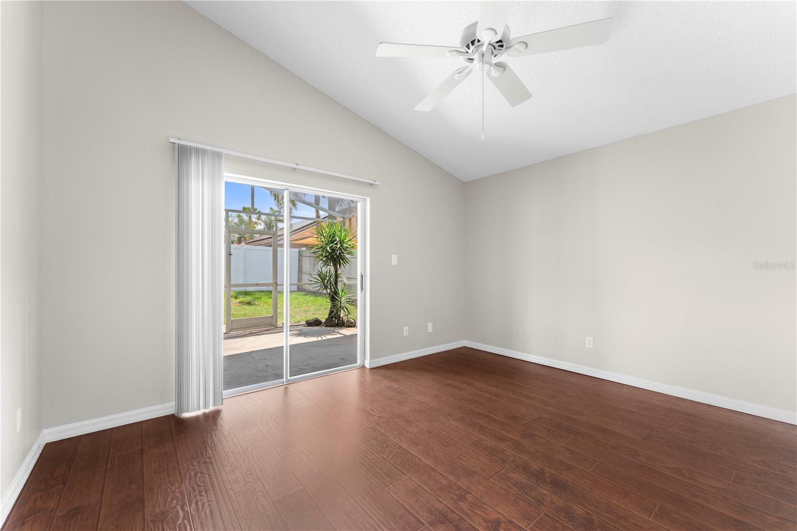 2134 KORAT LN