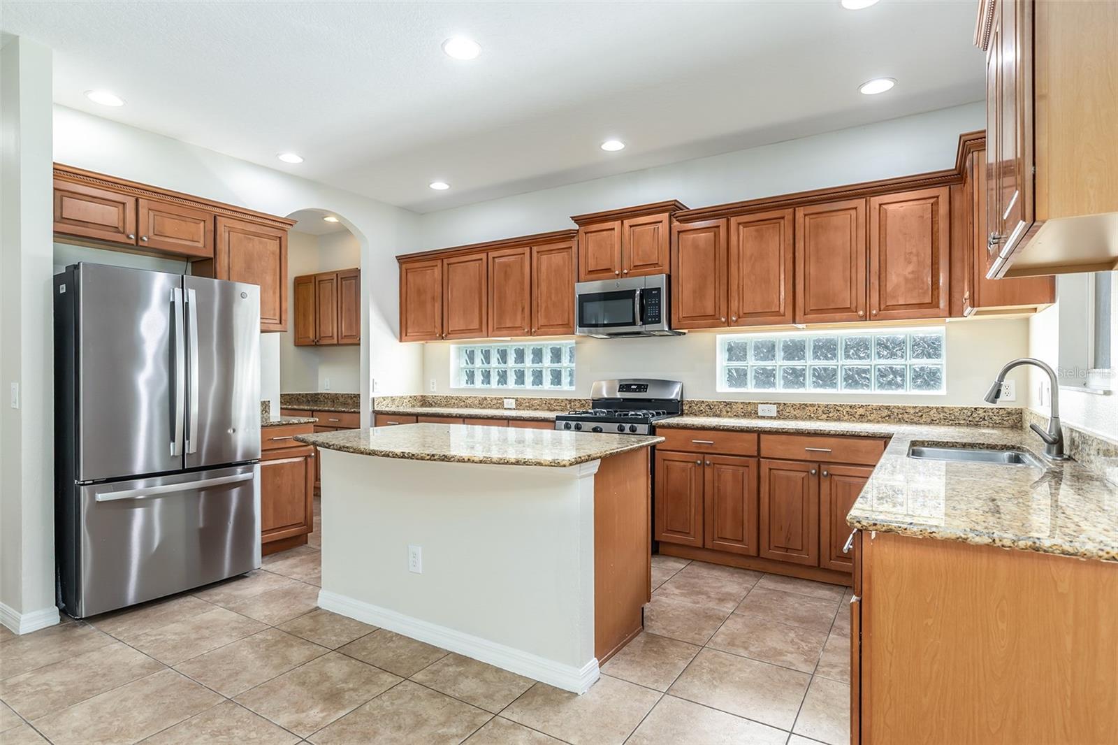 13844 AMELIA POND DR