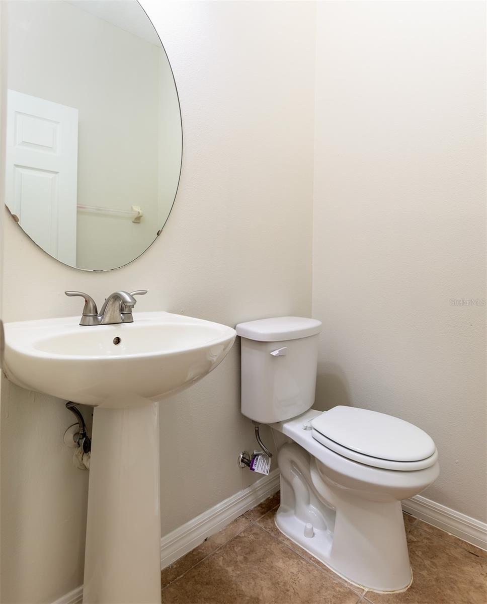 13844 AMELIA POND DR
