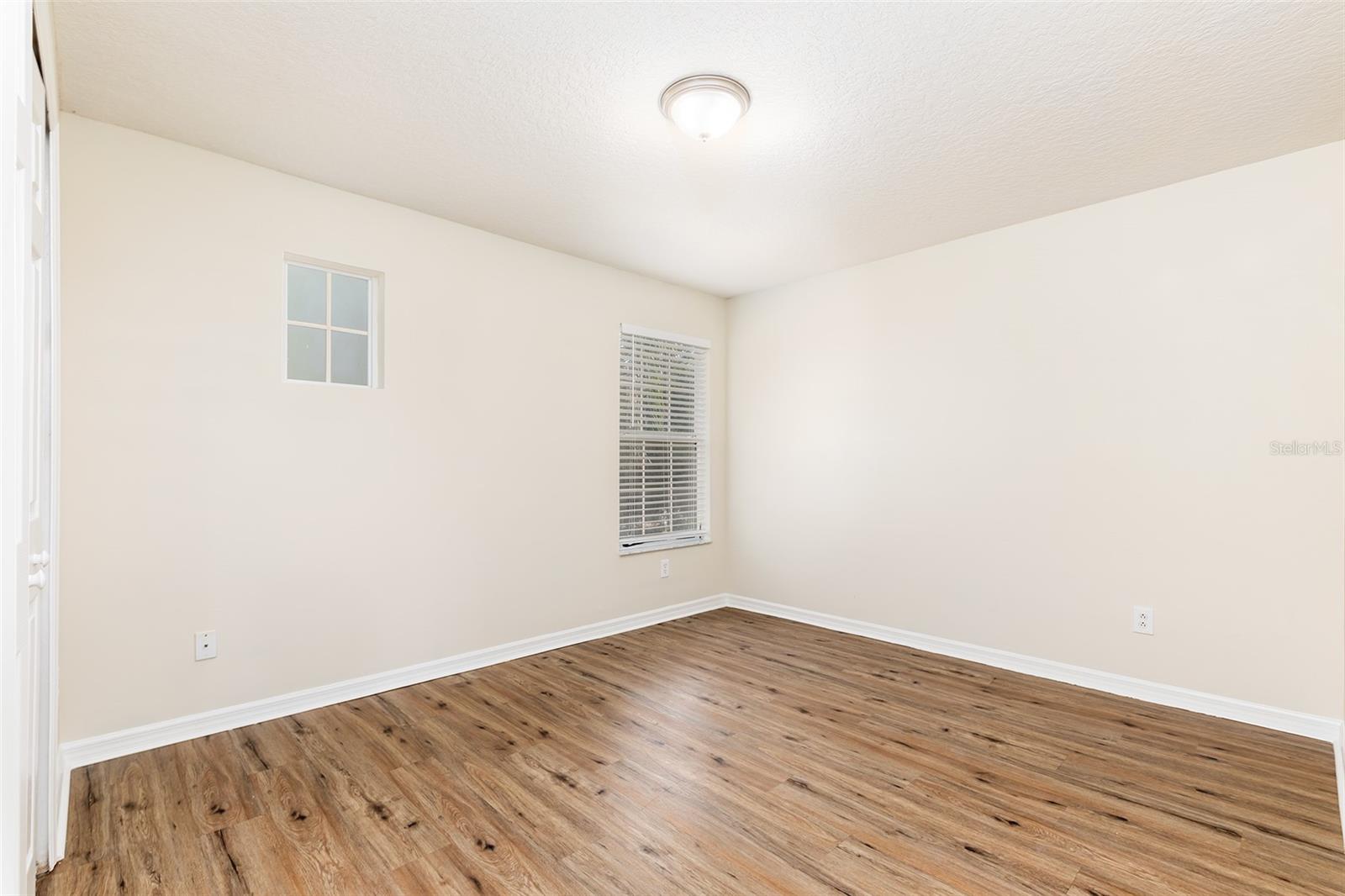 13844 AMELIA POND DR