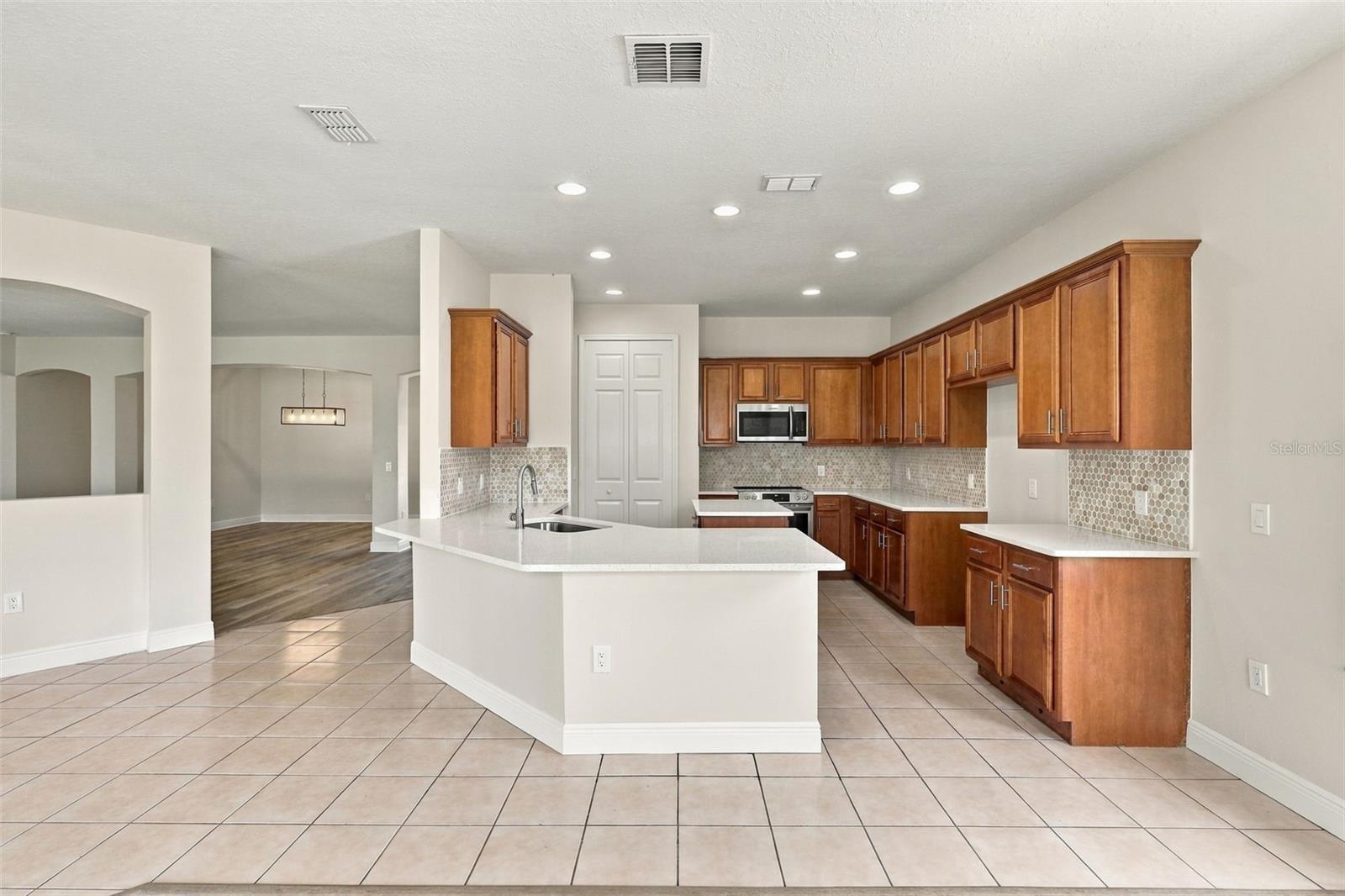 3519 SUNSET ISLES BLVD