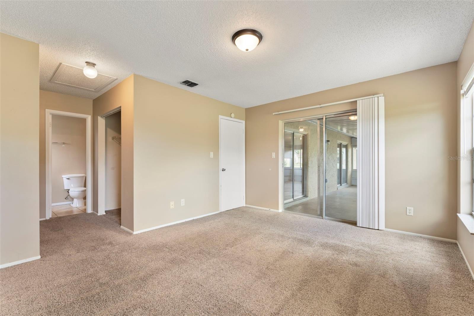 10312 LAZY LAKE DR