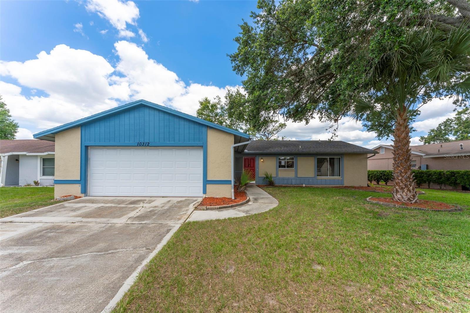 10312 LAZY LAKE DR