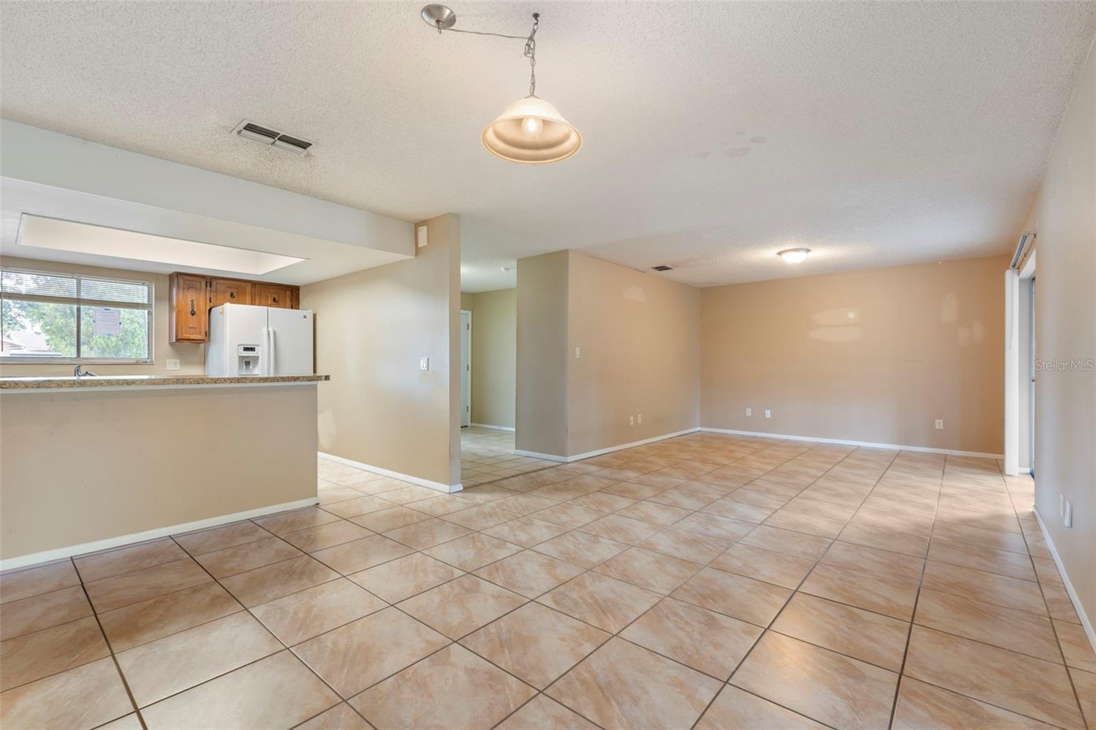 10312 LAZY LAKE DR