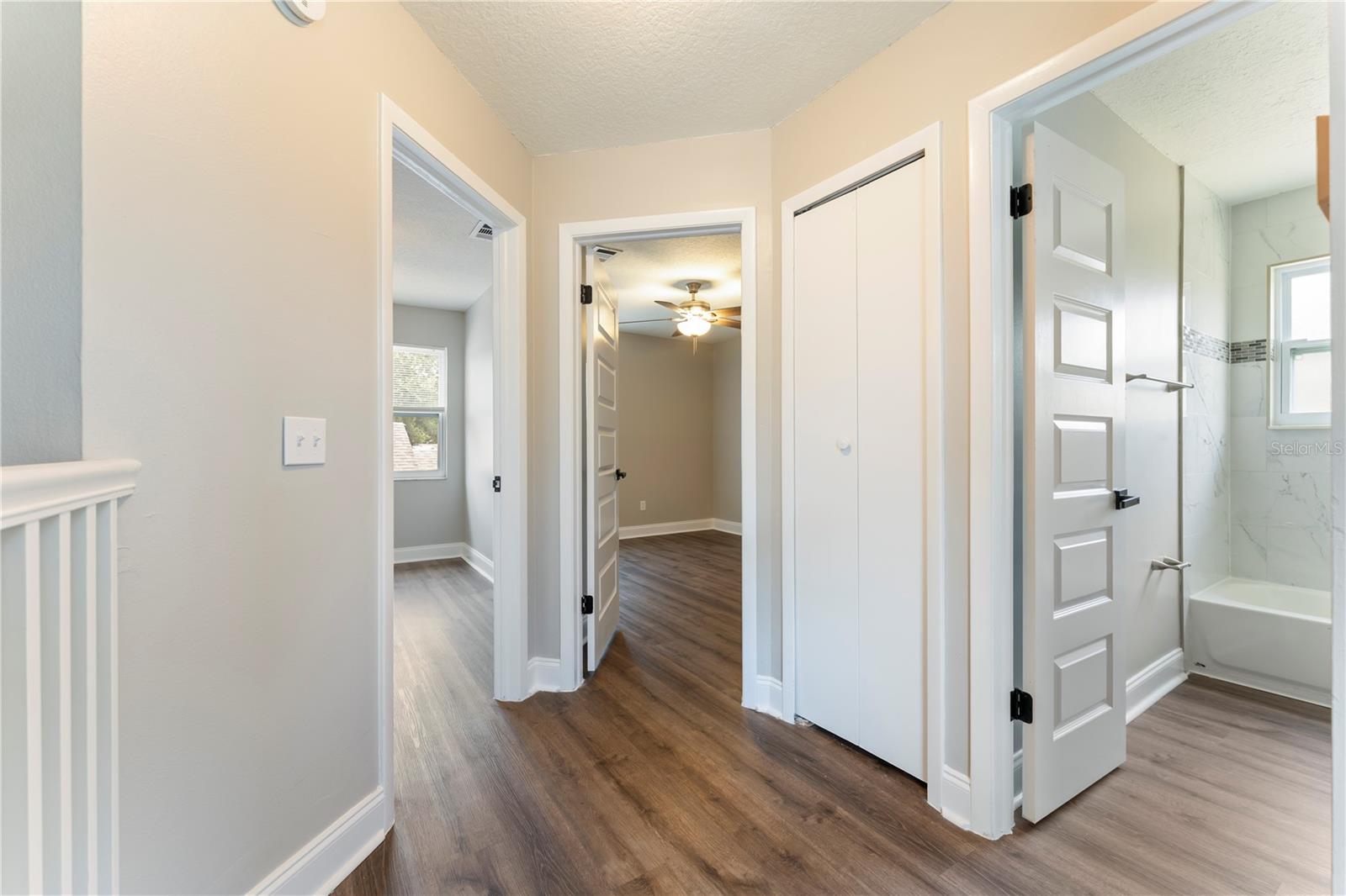 587 PORTLAND CIR