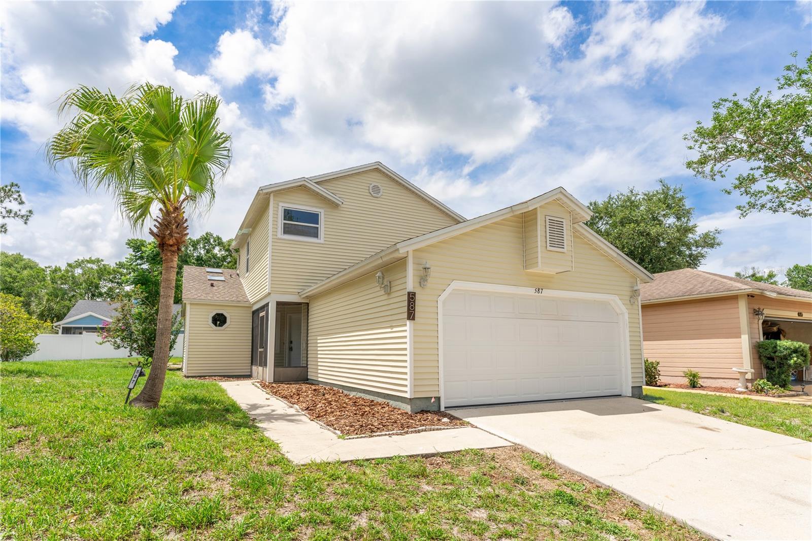 587 PORTLAND CIR