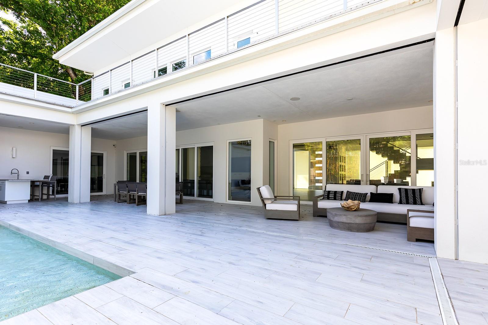 231 CHELTON CIR