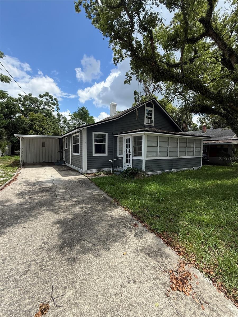 137 E MAINE AVE