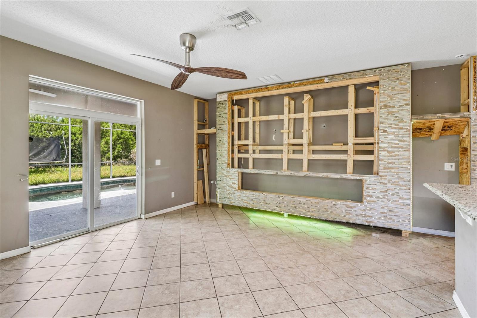 5231 VILLA ROSA AVE