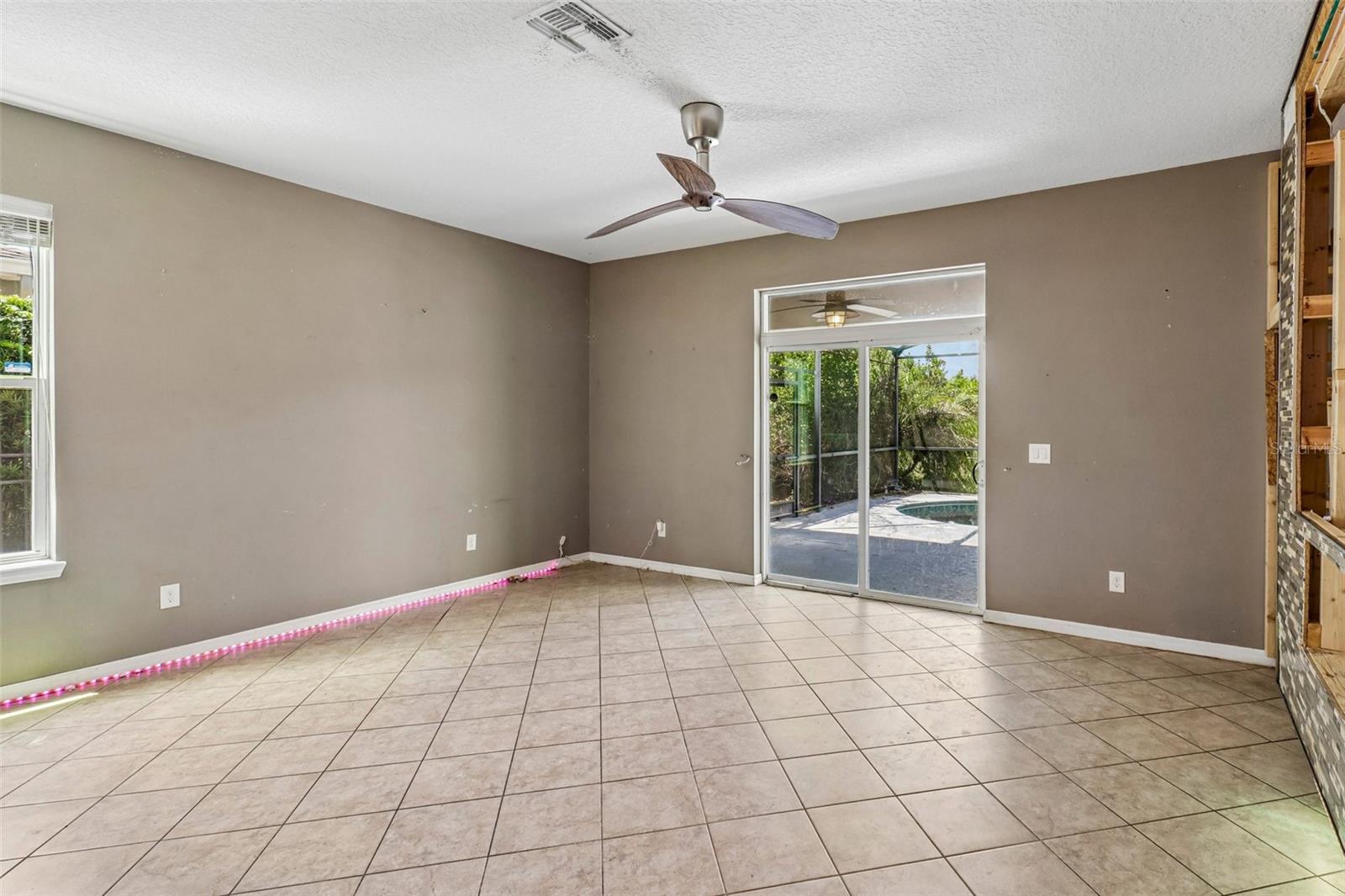 5231 VILLA ROSA AVE