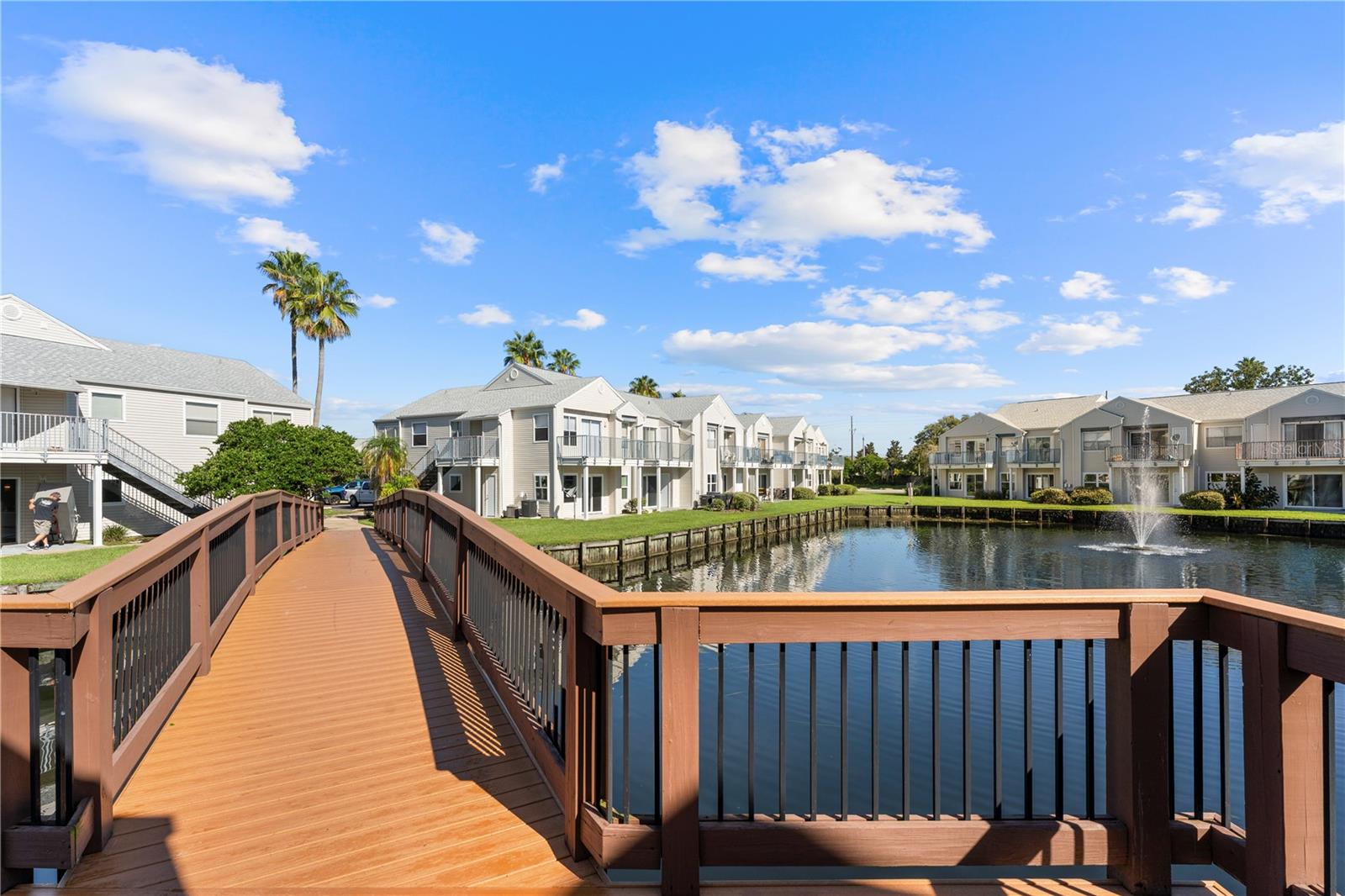 2508 WOODGATE BLVD #105
