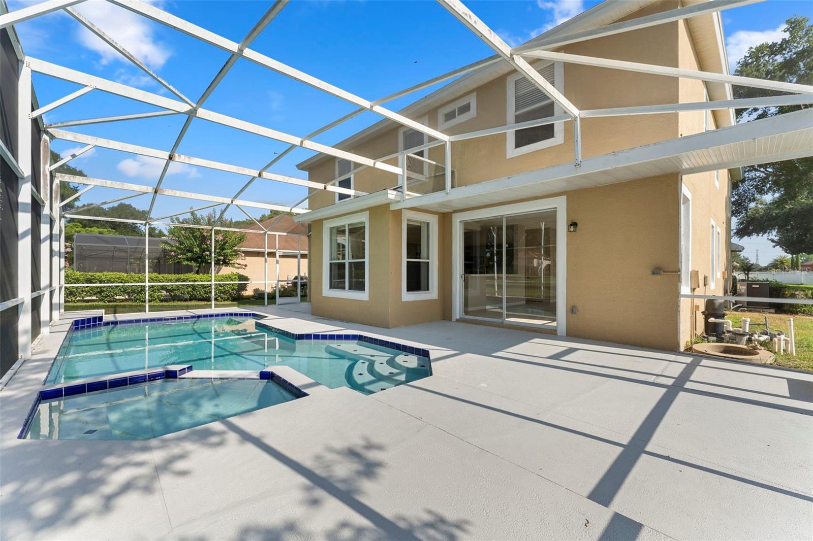 315 SUNCREST CT