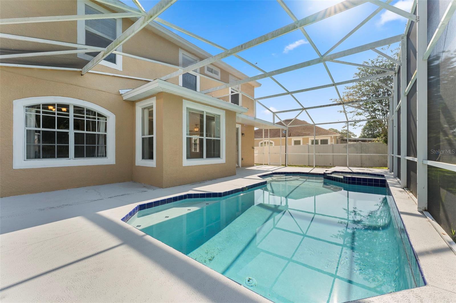 315 SUNCREST CT
