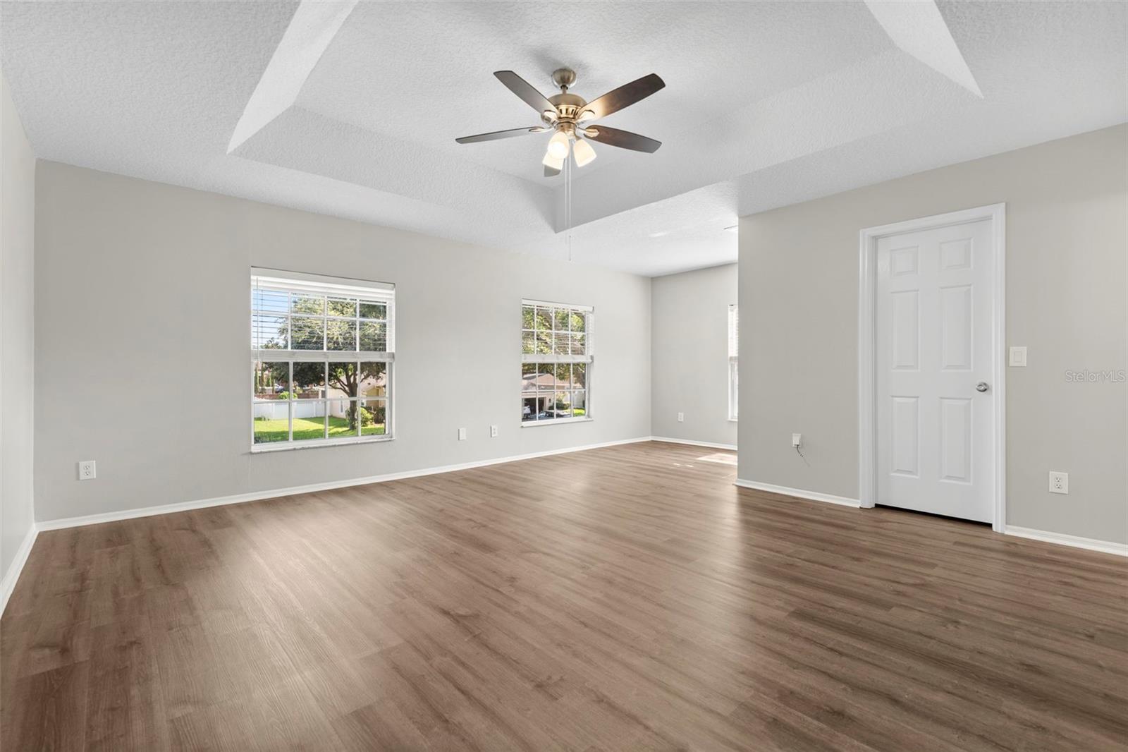 315 SUNCREST CT
