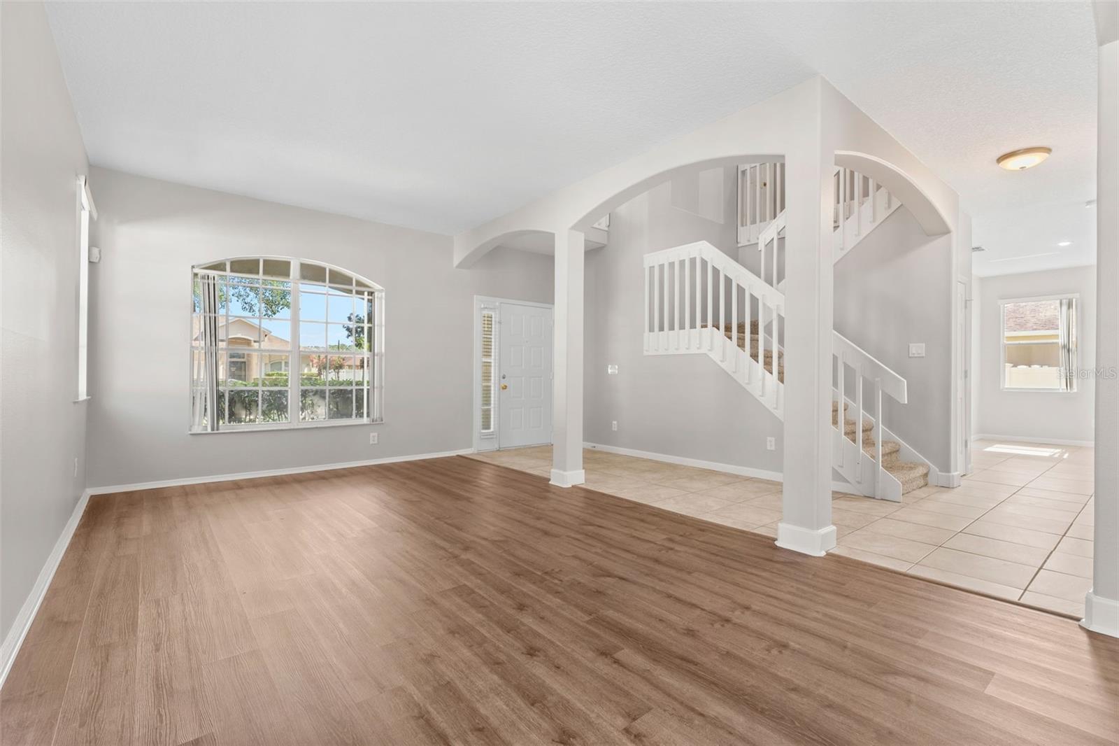 315 SUNCREST CT