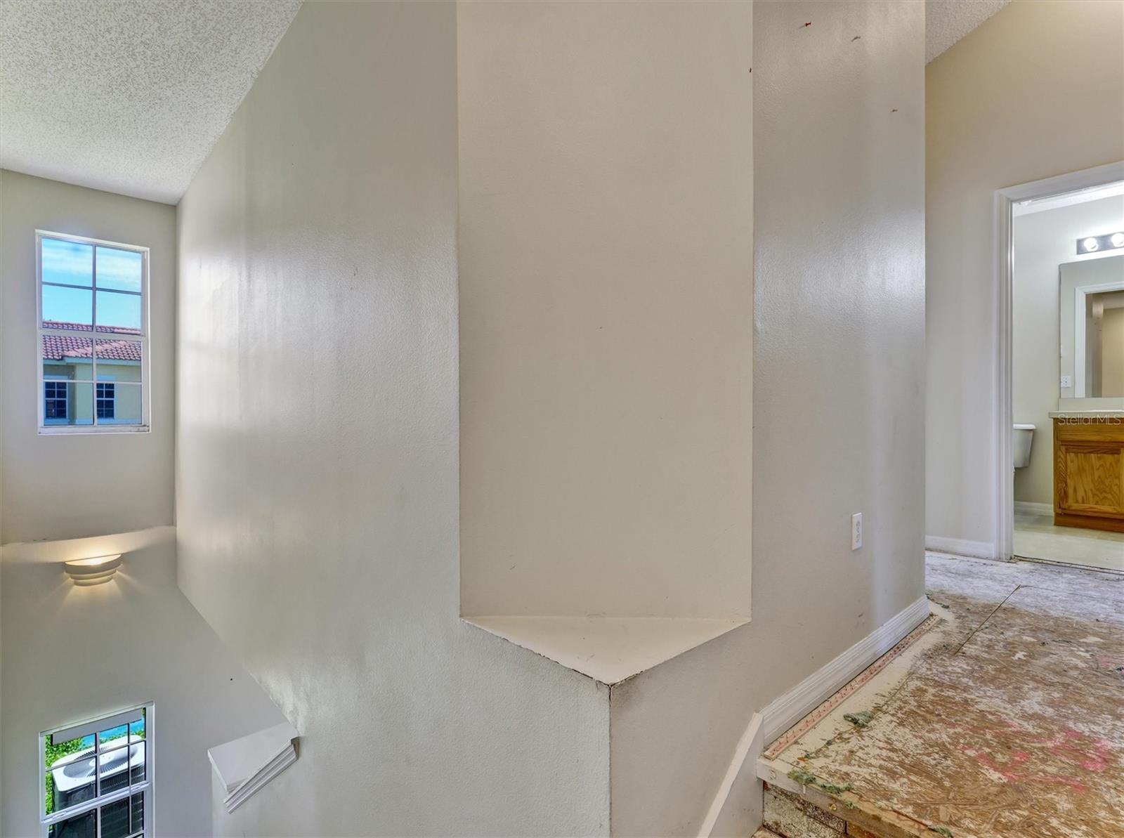 8407 BLUE LAGOON DR
