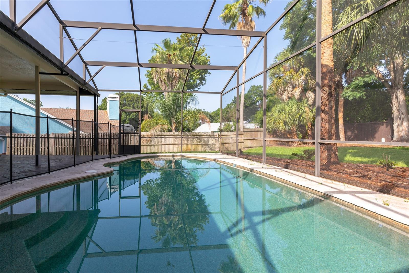 1058 ALMOND TREE CIR