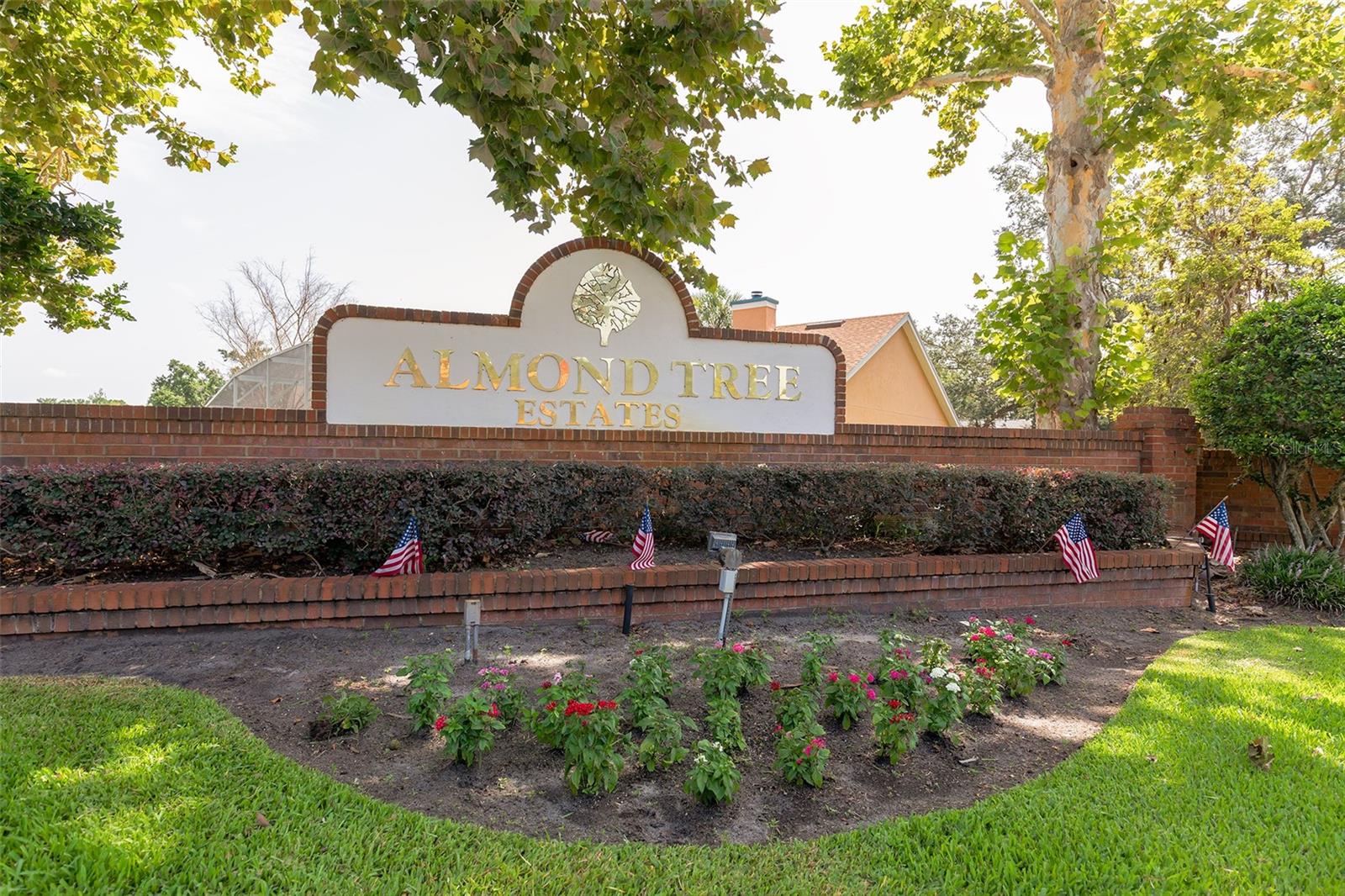 1058 ALMOND TREE CIR