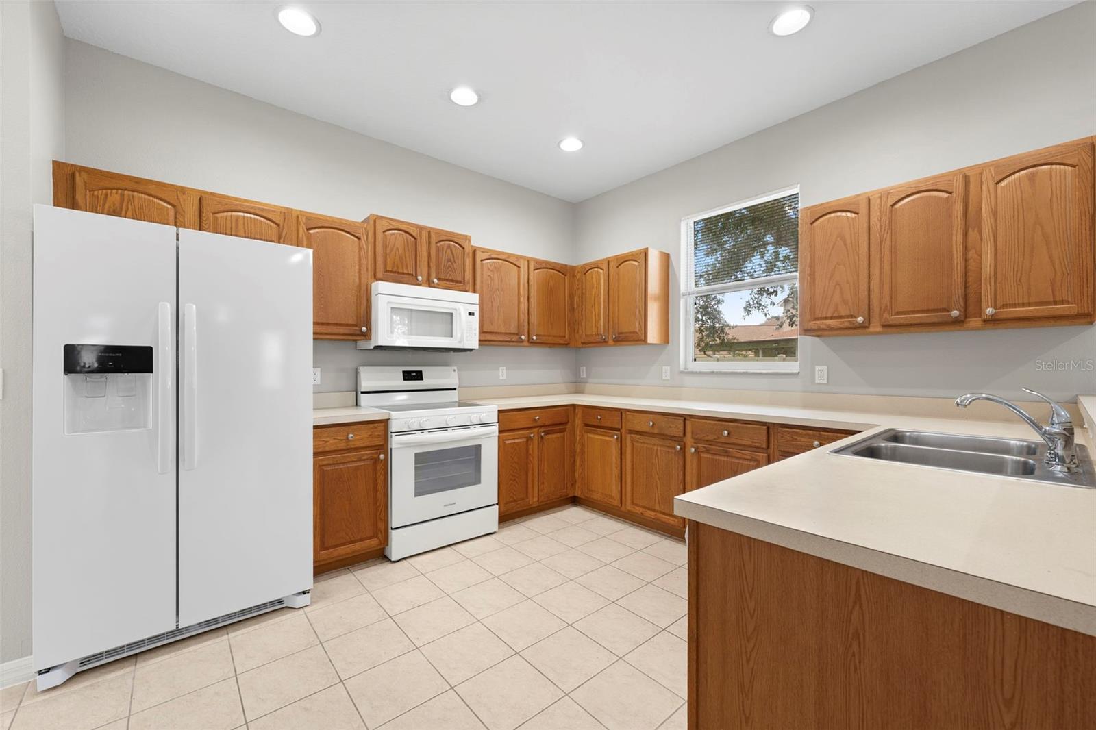 10215 CYPRESS KNEE CIR
