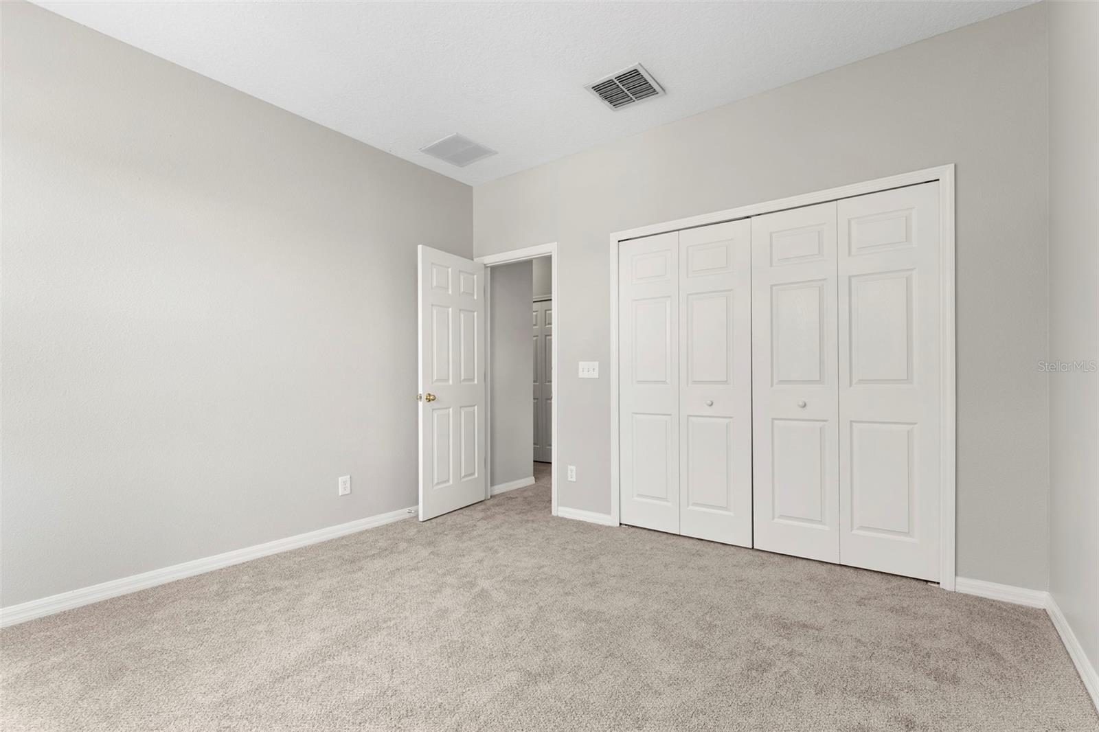 10215 CYPRESS KNEE CIR