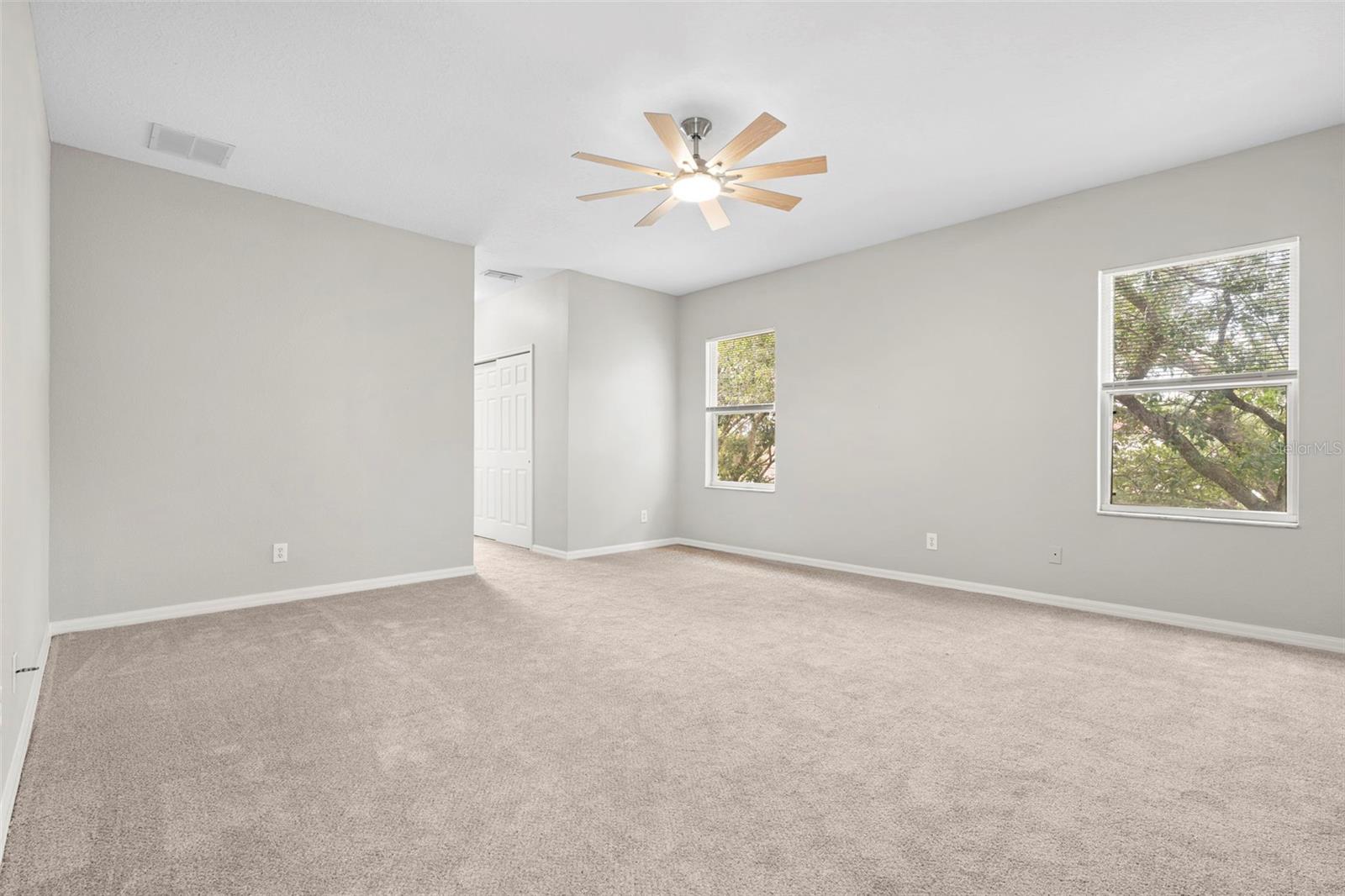 10215 CYPRESS KNEE CIR
