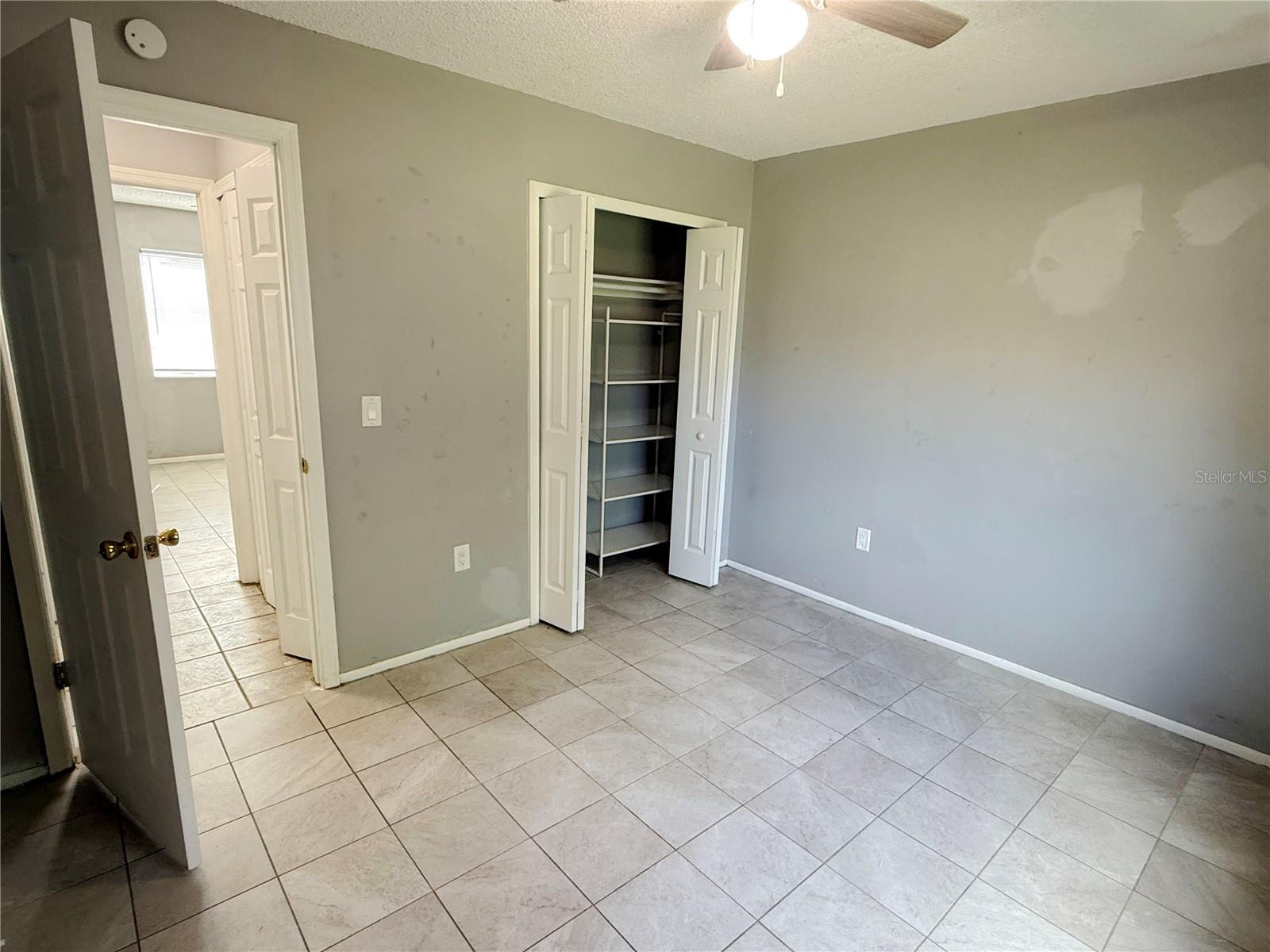 7425 VILLAS OAK CT
