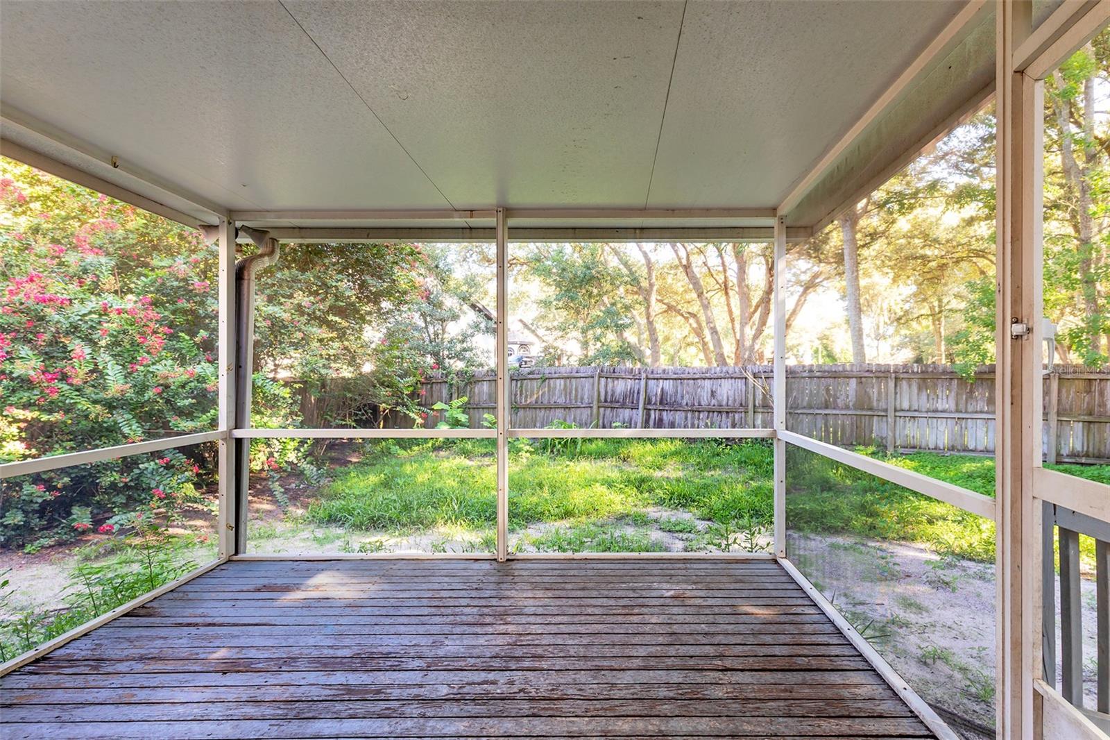 824 HILLARY CT