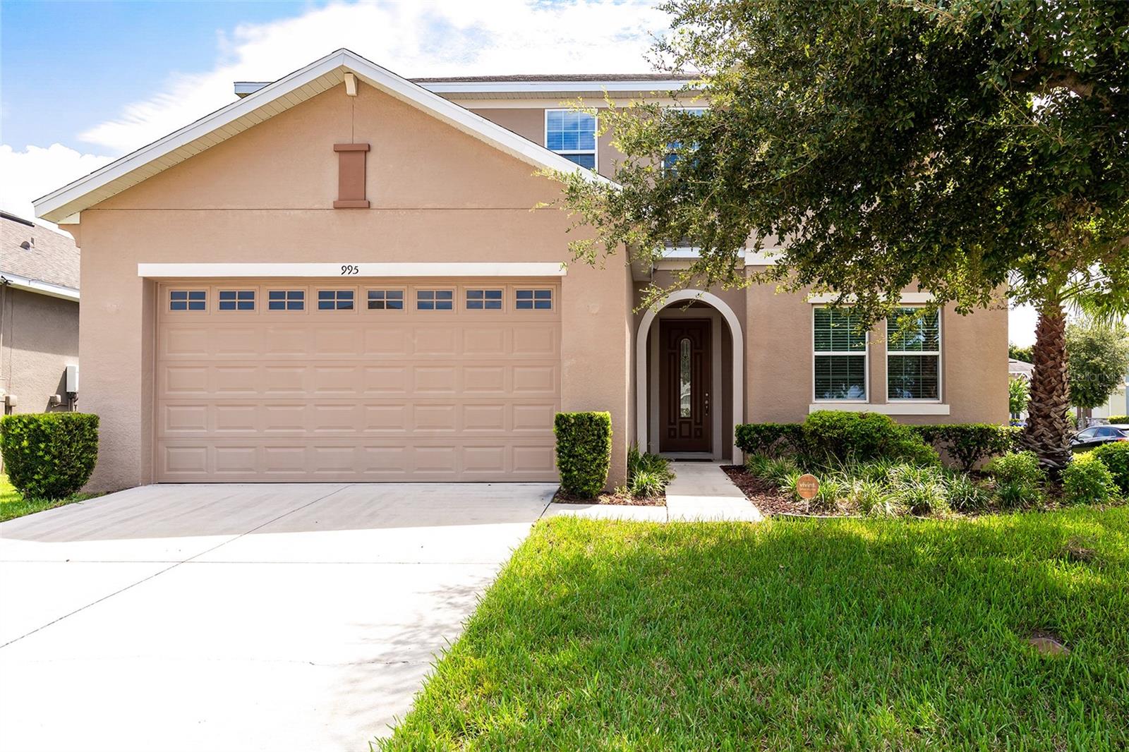 995 KARST TREE LN