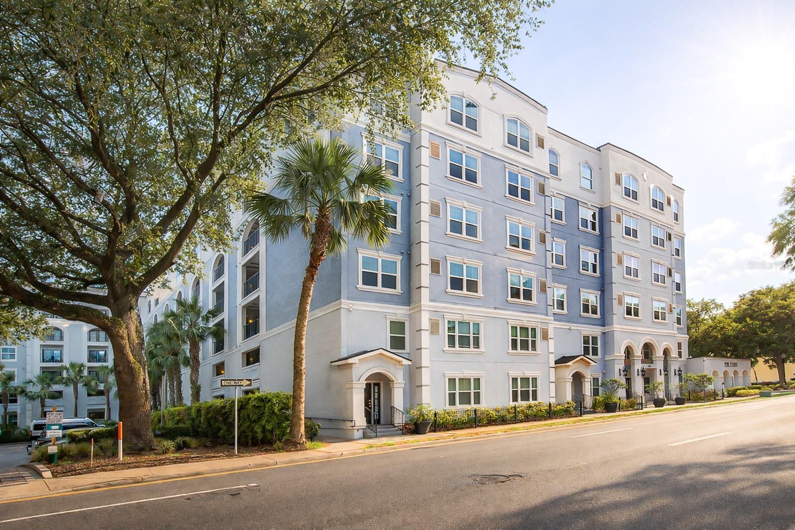 206 E SOUTH ST #4007