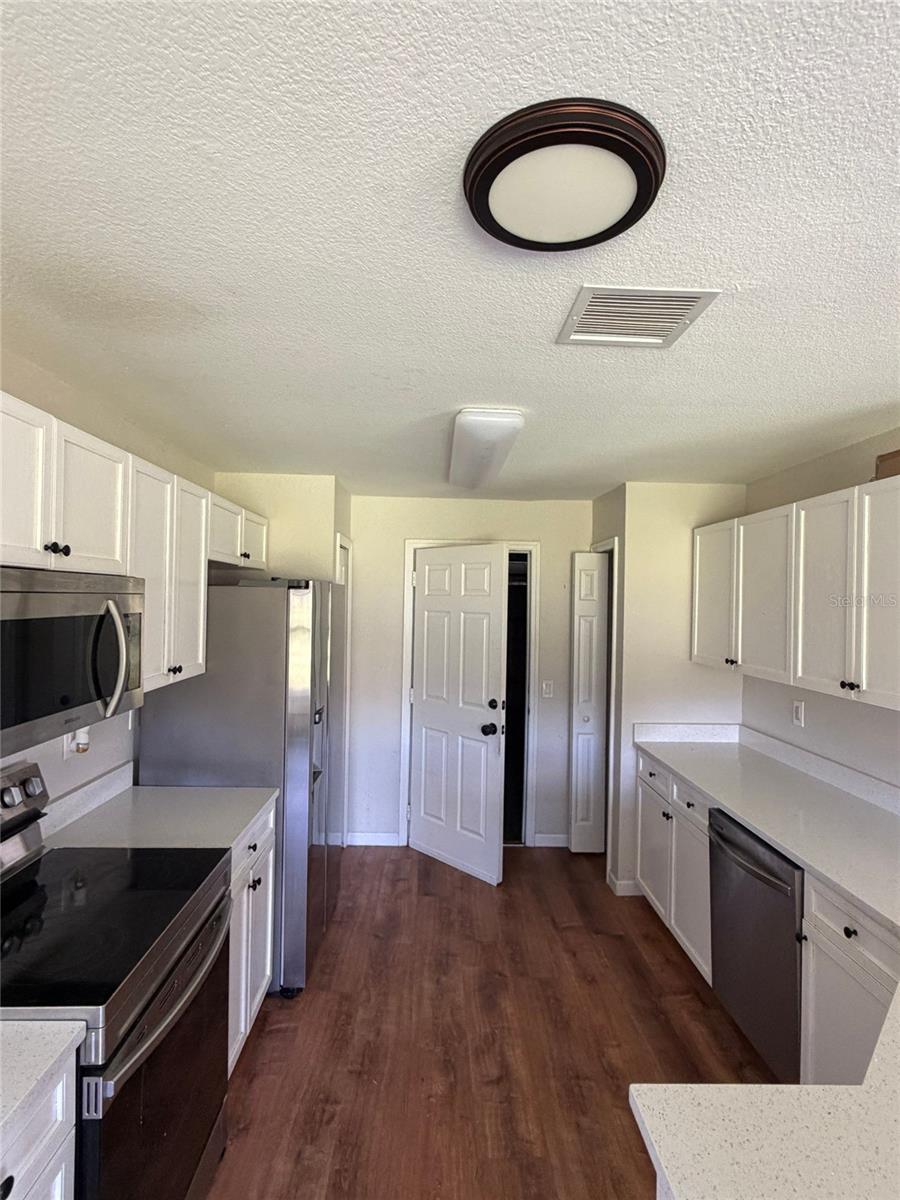 231 GROUPER CT