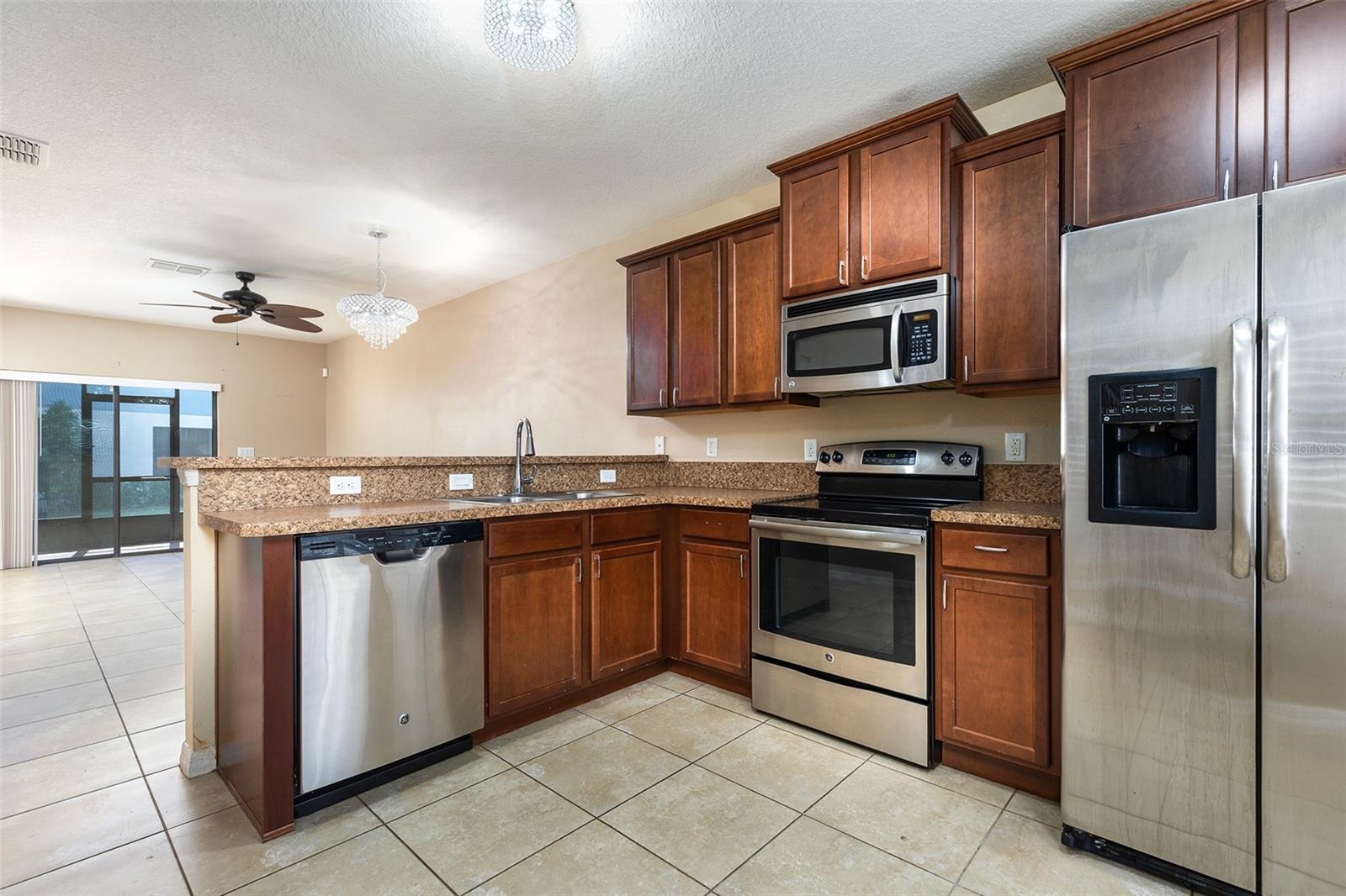 1131 TRILLIUM PARK LN