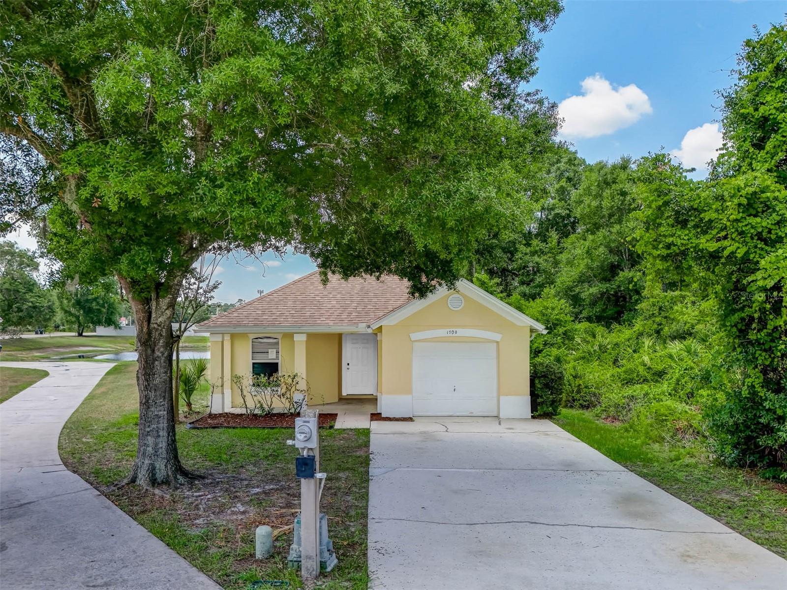 1700 CIRCE LAKE CT