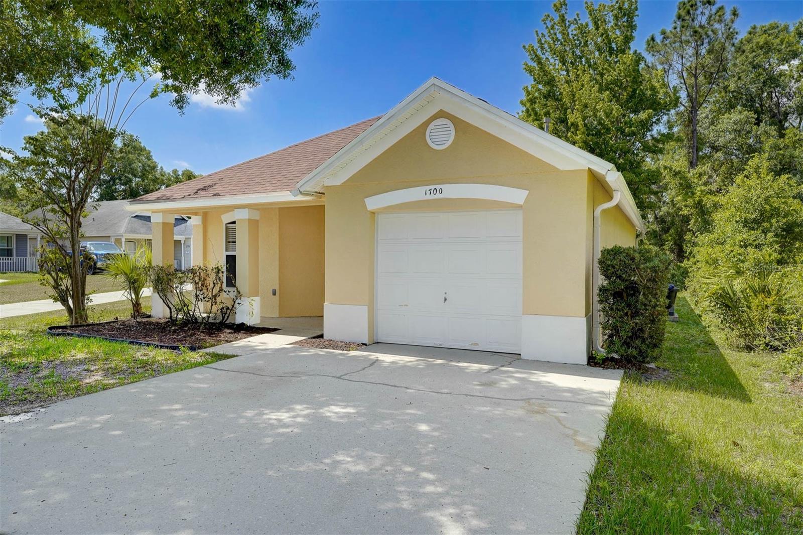1700 CIRCE LAKE CT