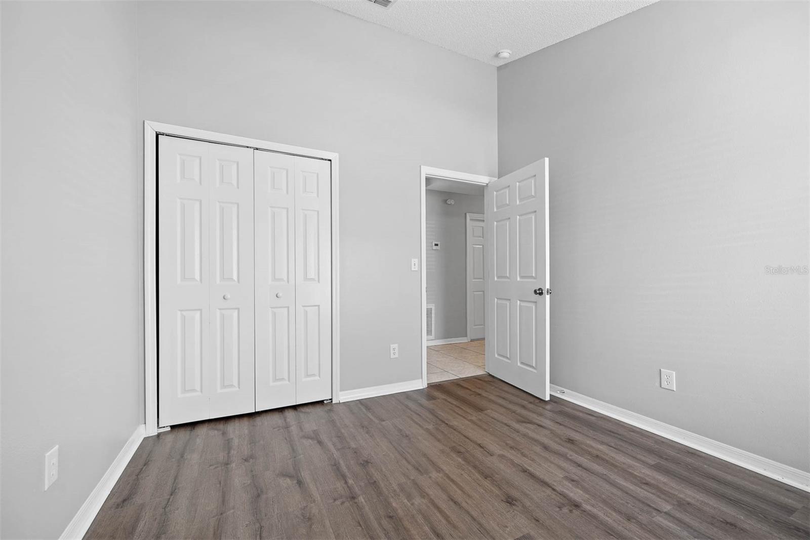 1700 CIRCE LAKE CT