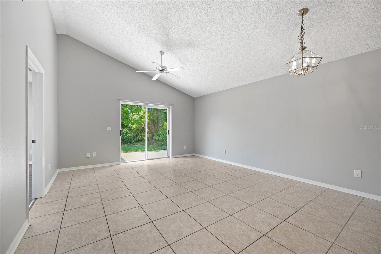 1700 CIRCE LAKE CT