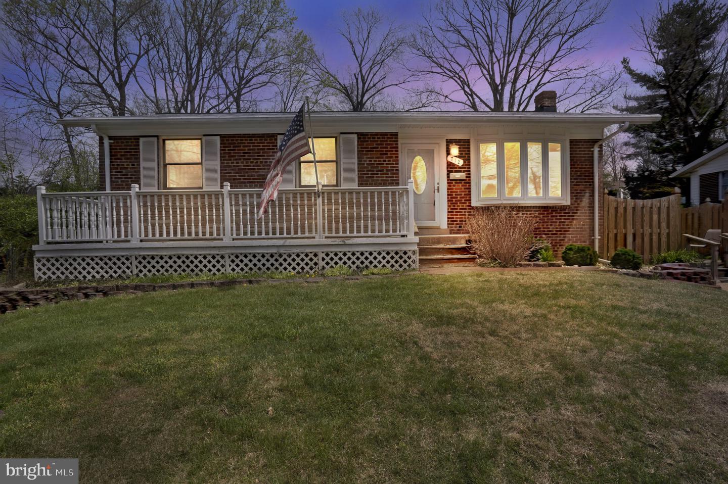 712 MEADOW LANE SW