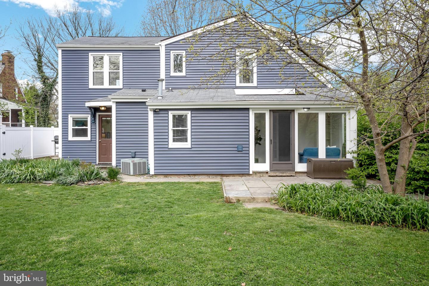 3427 CHARLES STREET