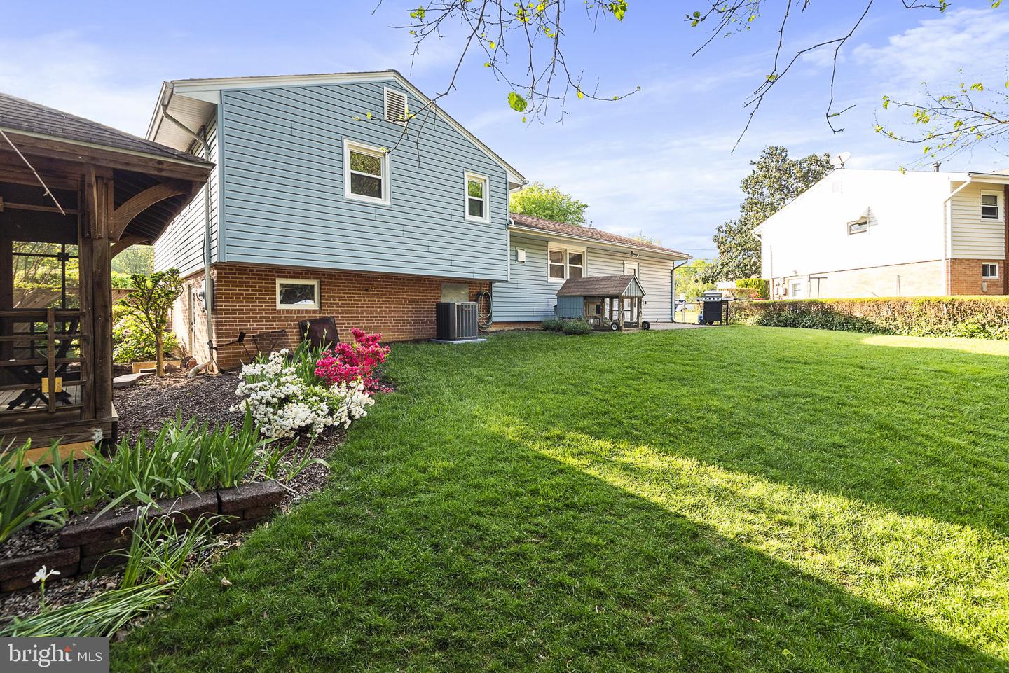 4305 JAVINS DRIVE